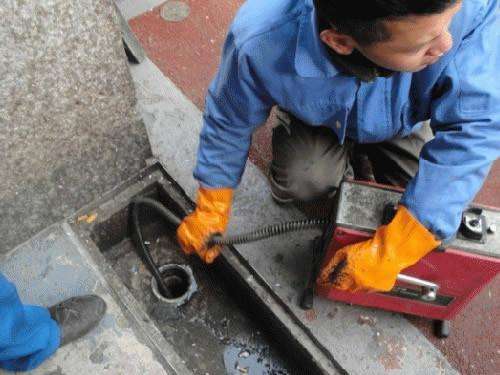 盐边疏通下水道